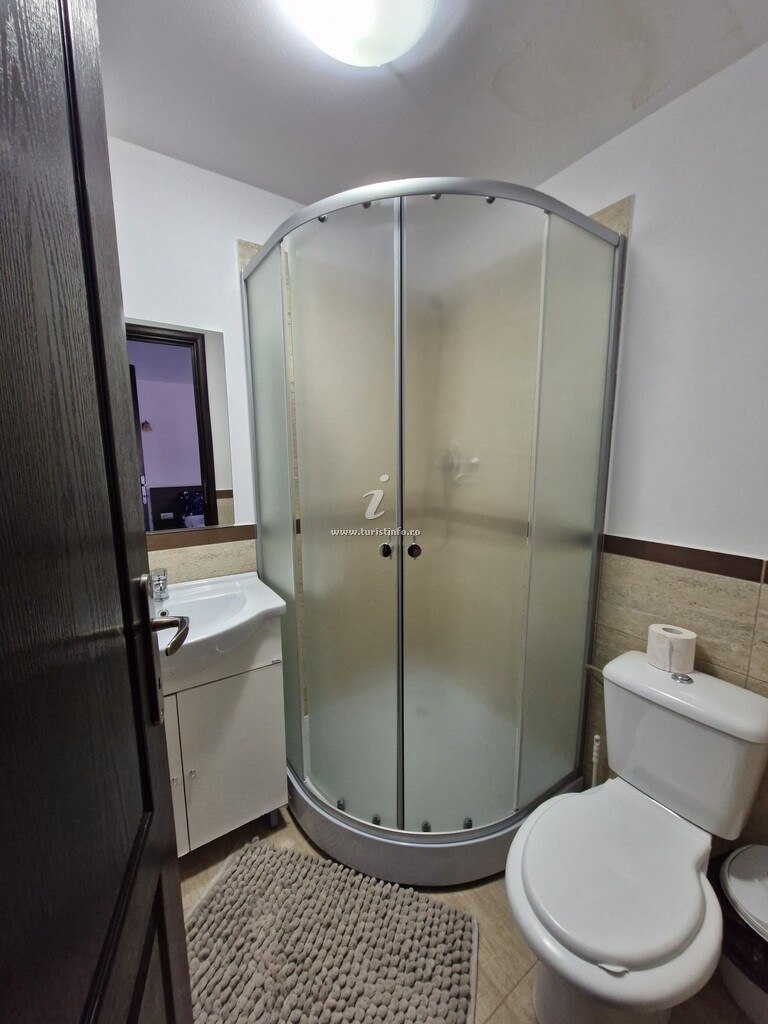 Camere de închiriat Casa Poenița cu Noroc