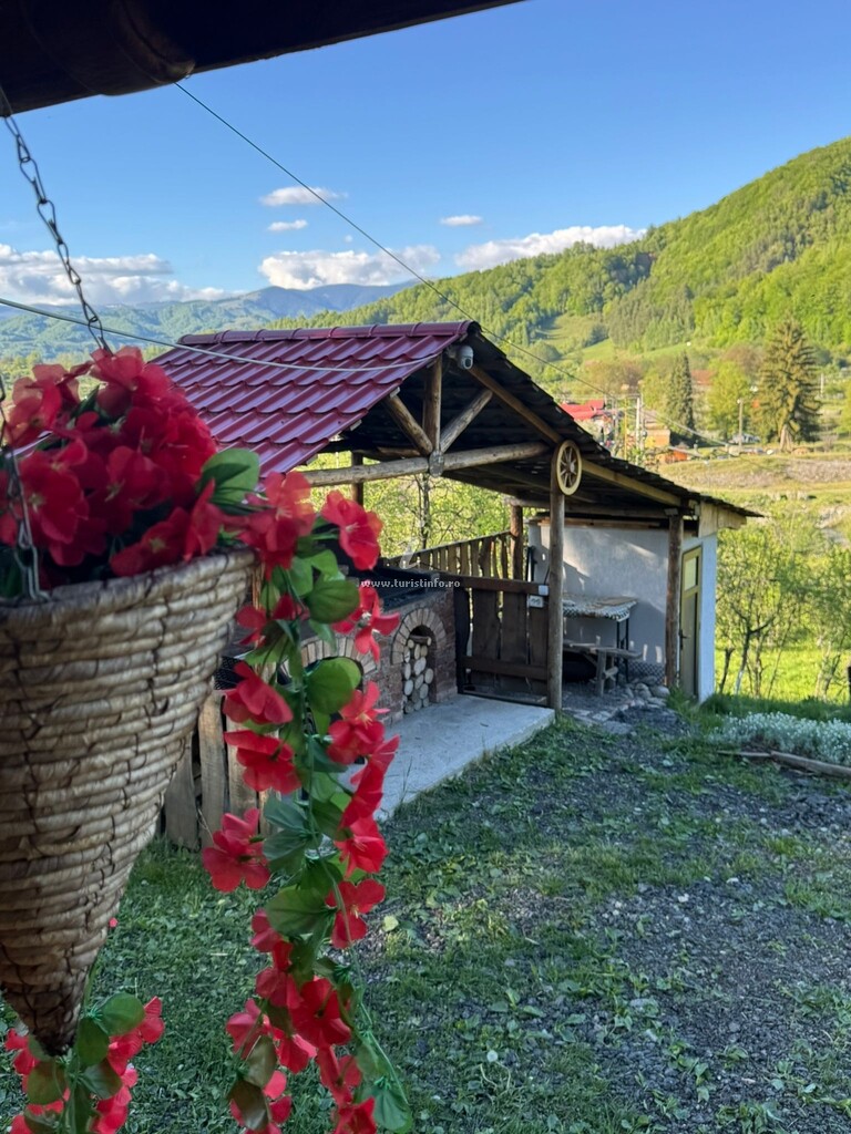 Sus la Căsuță