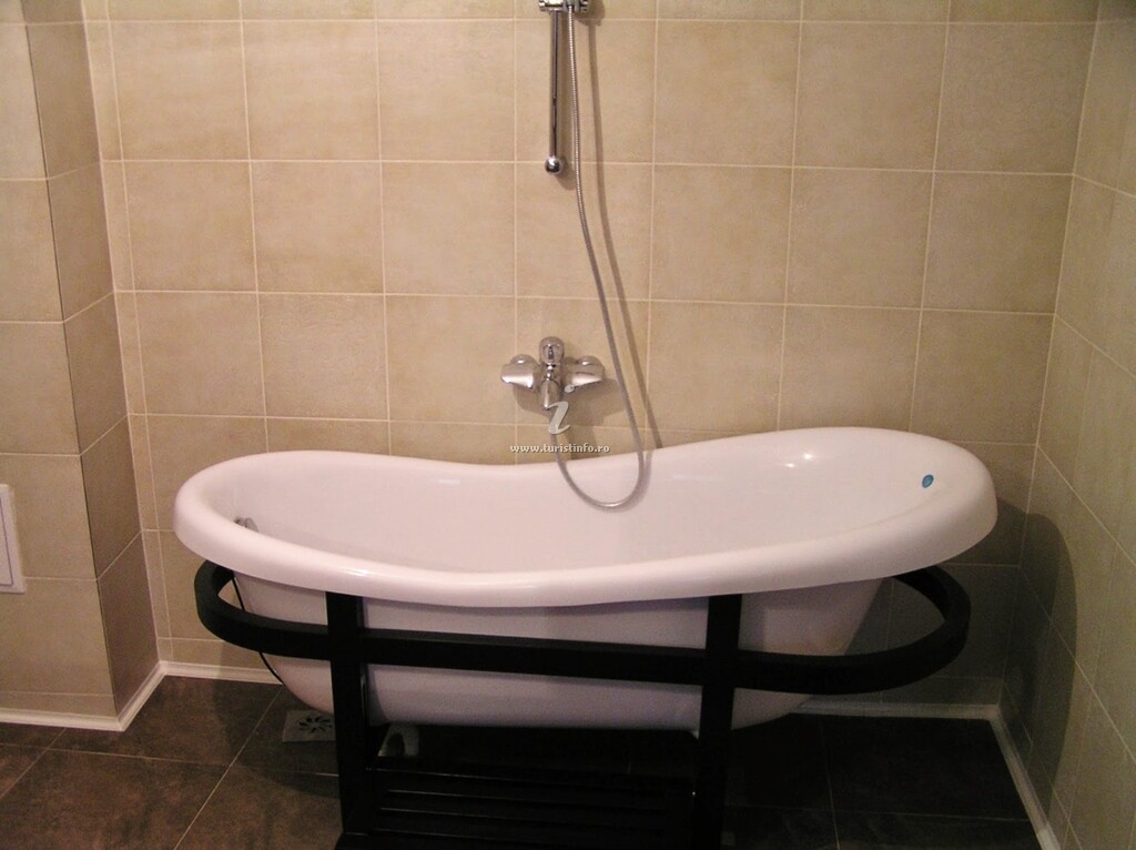 Apartament Andra
