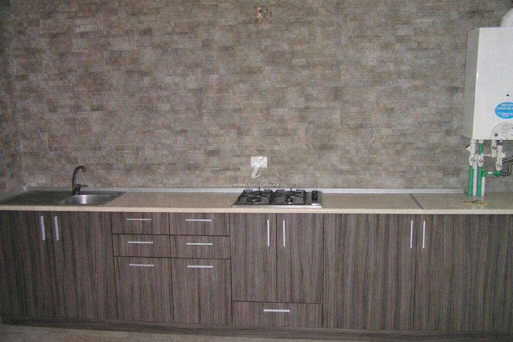 Apartament Andra
