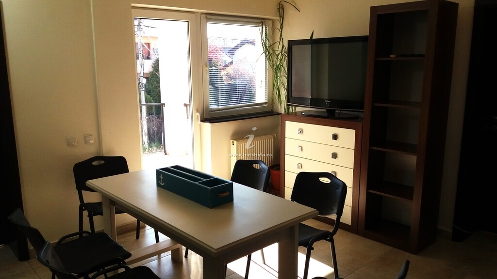 Apartament Andra
