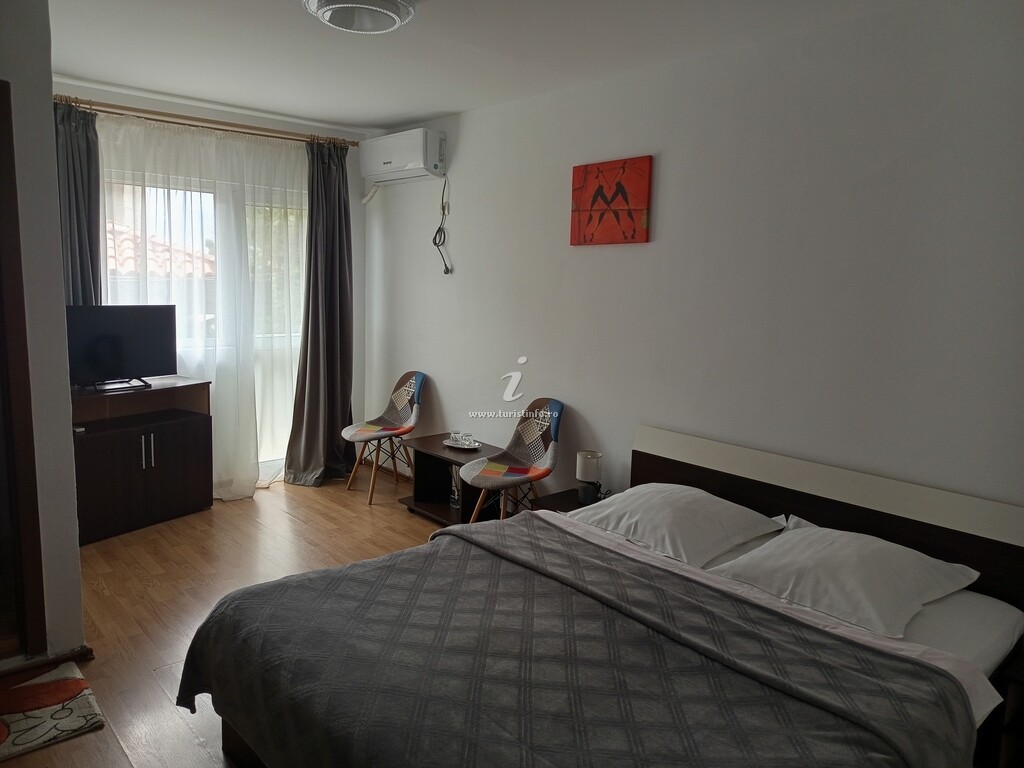 Camere de închiriat Albatros