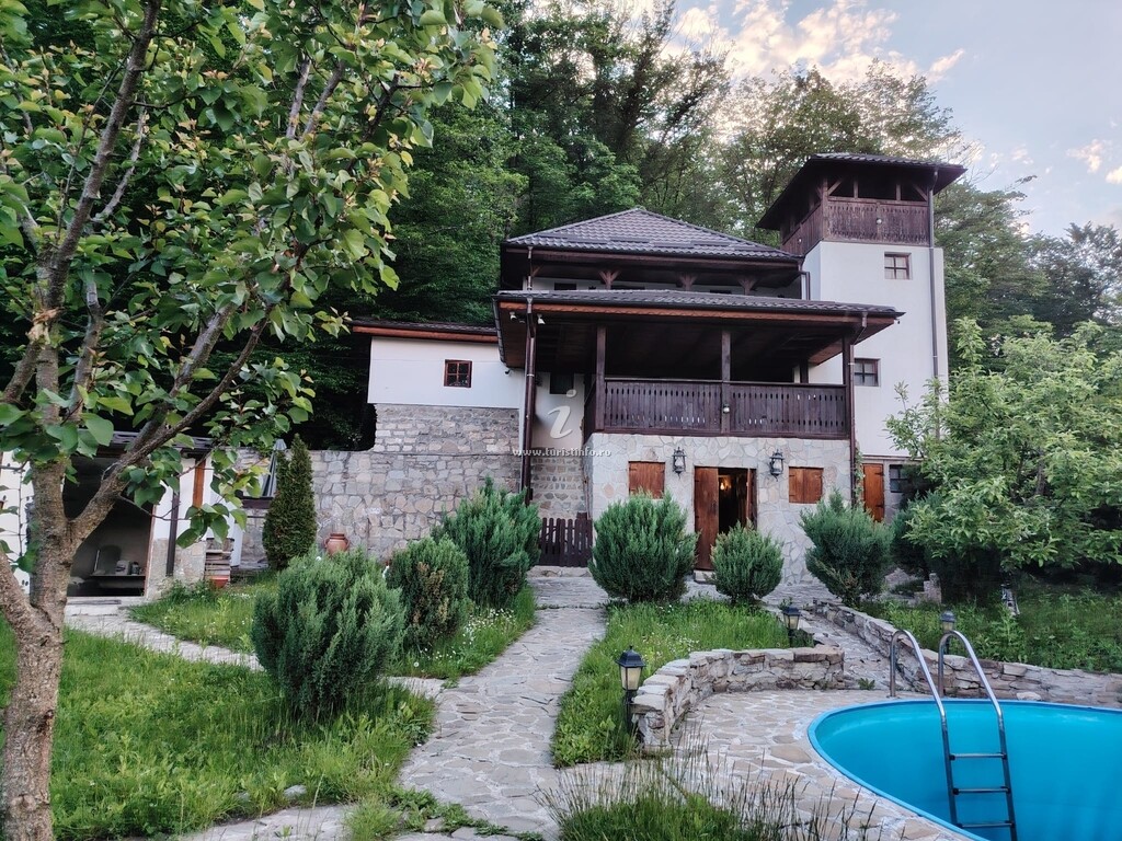 Casa de vacanță Casa cu Turn