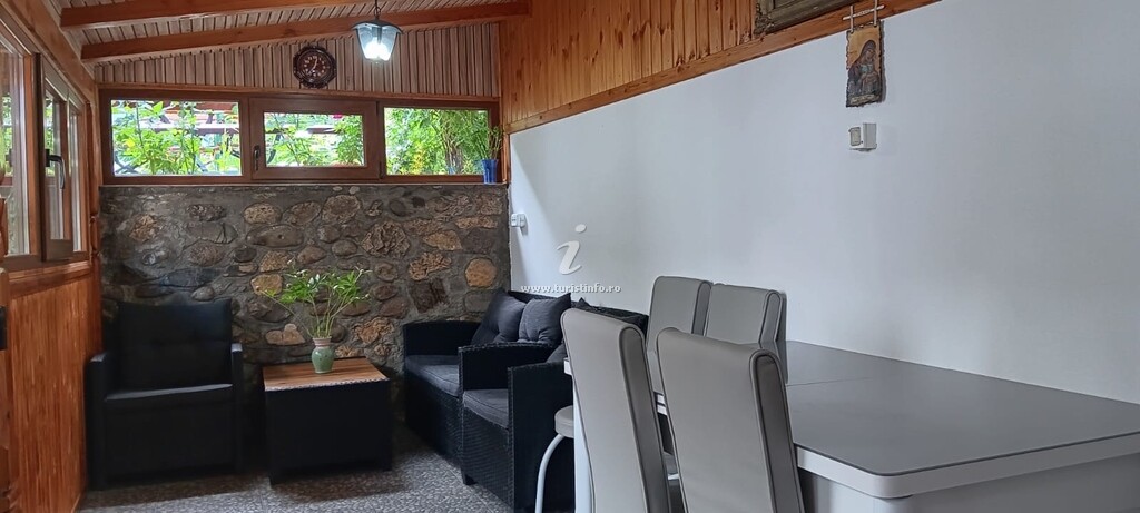 Casa cu Flori