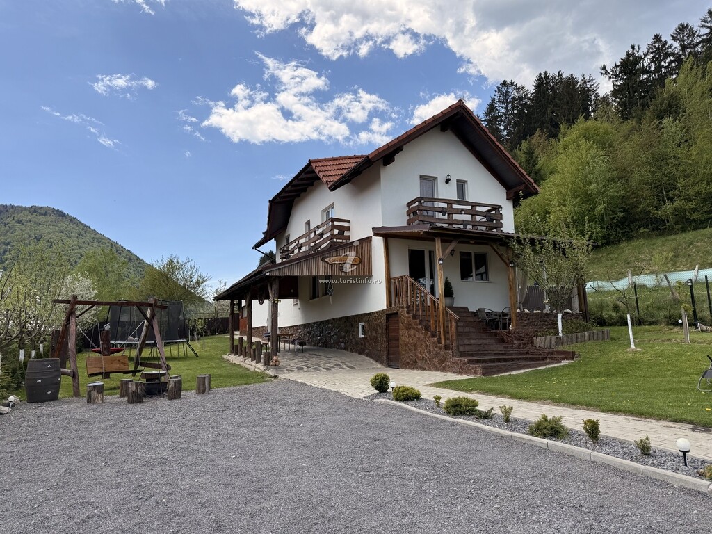 Casa de vacanță de sub Horă