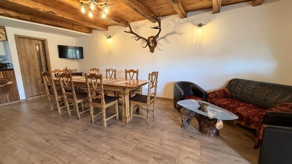 Casa de vacanță de sub Horă