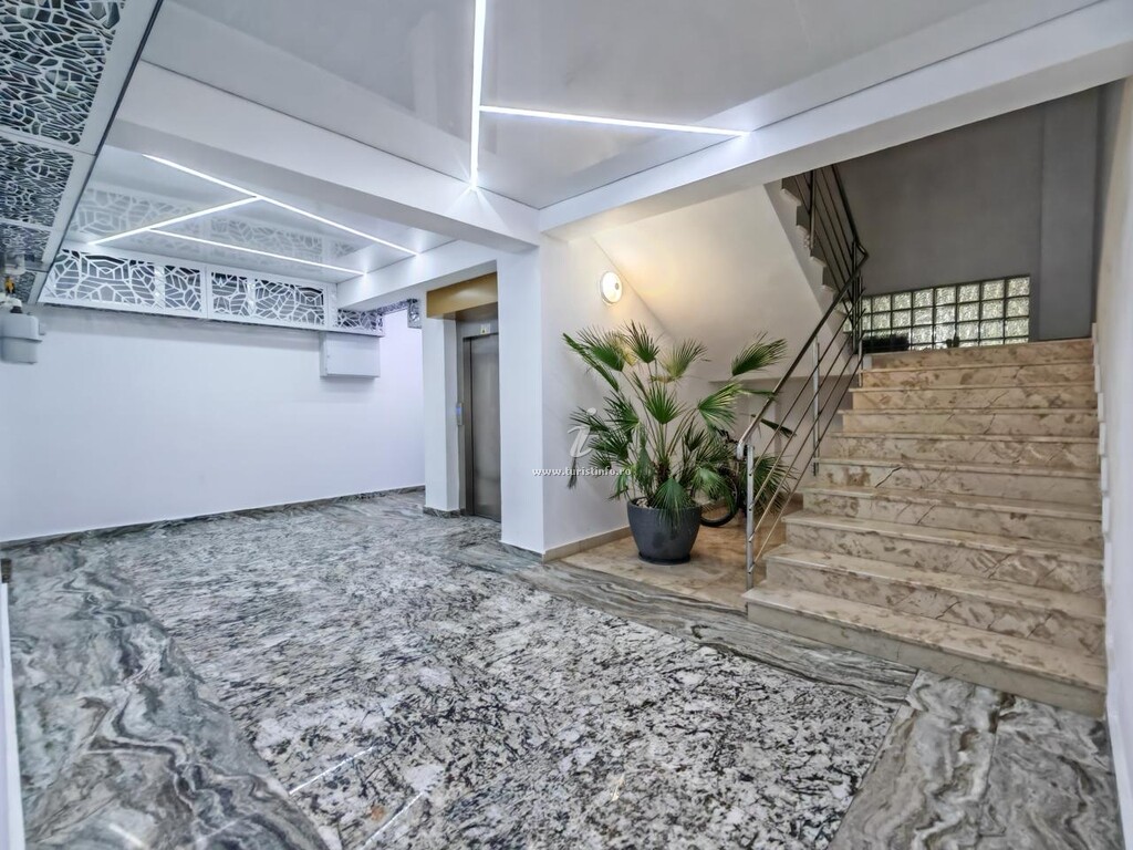 Studio Rubesto Almar Studio By Axiss