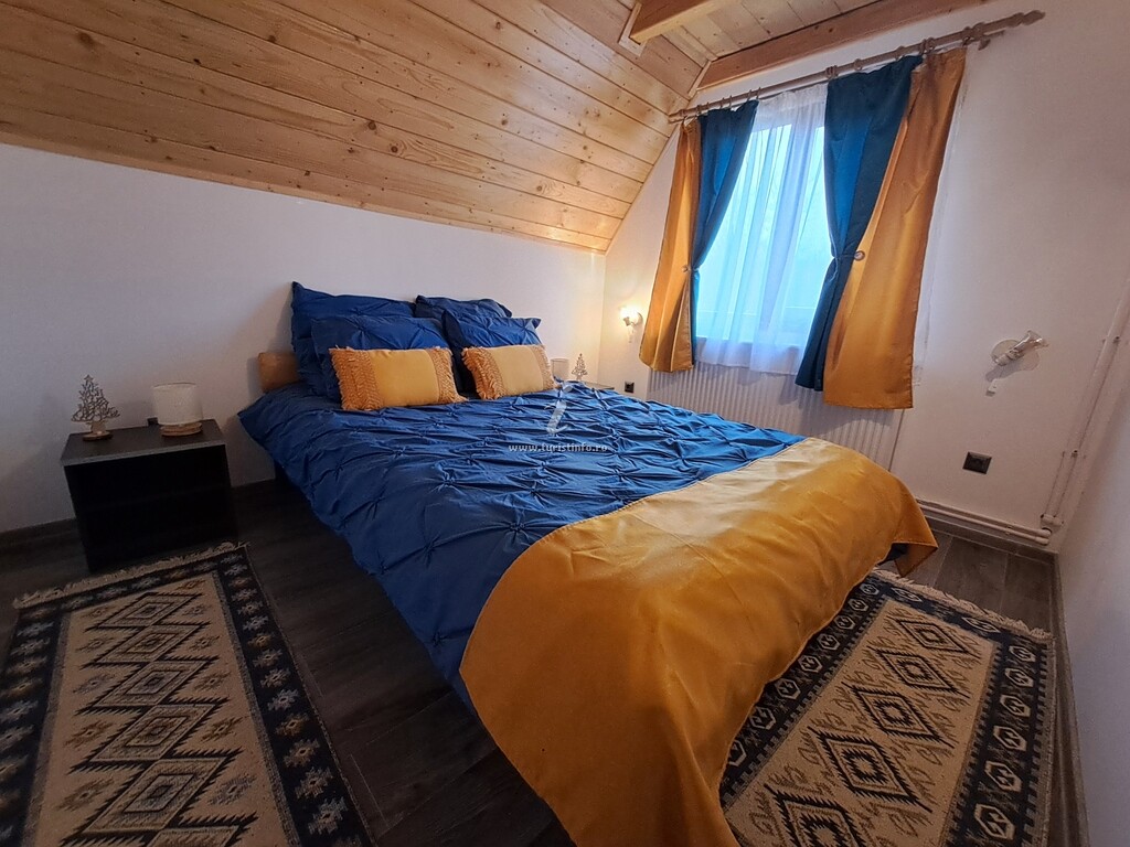 Cabana la Poalele Vulcanilor