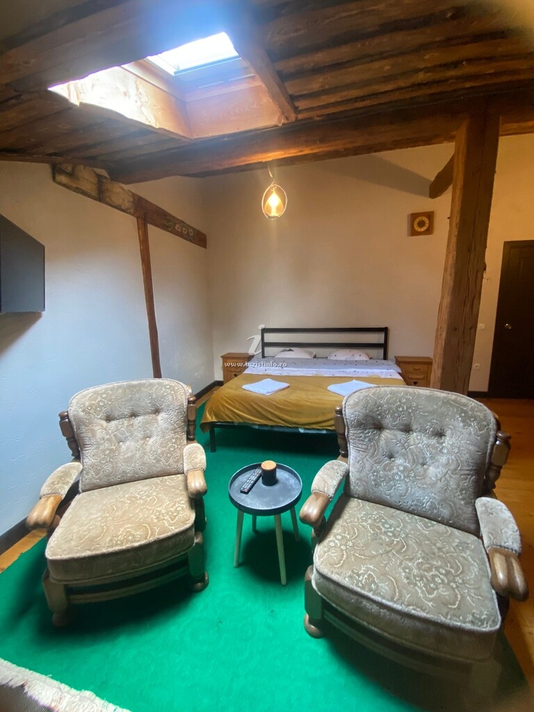 Cabana Vânătorului 8