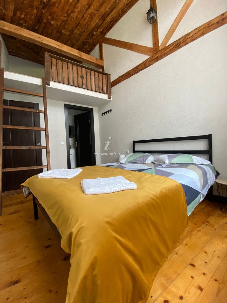Cabana Vânătorului 8