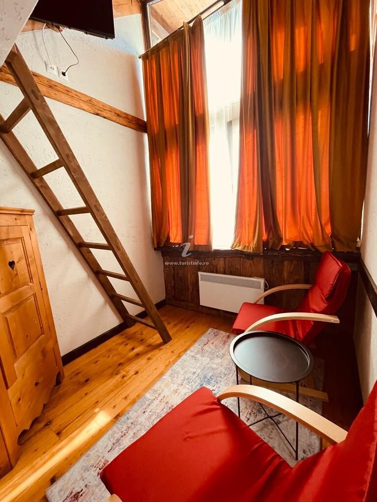 Cabana Vânătorului 8