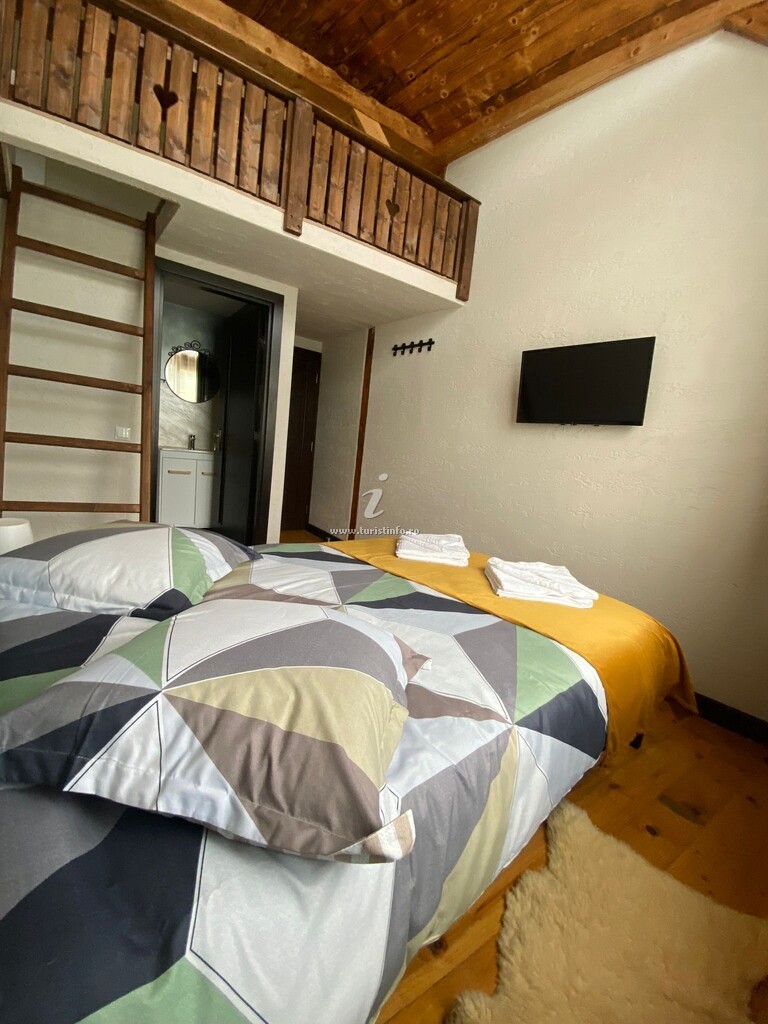 Cabana Vânătorului 8