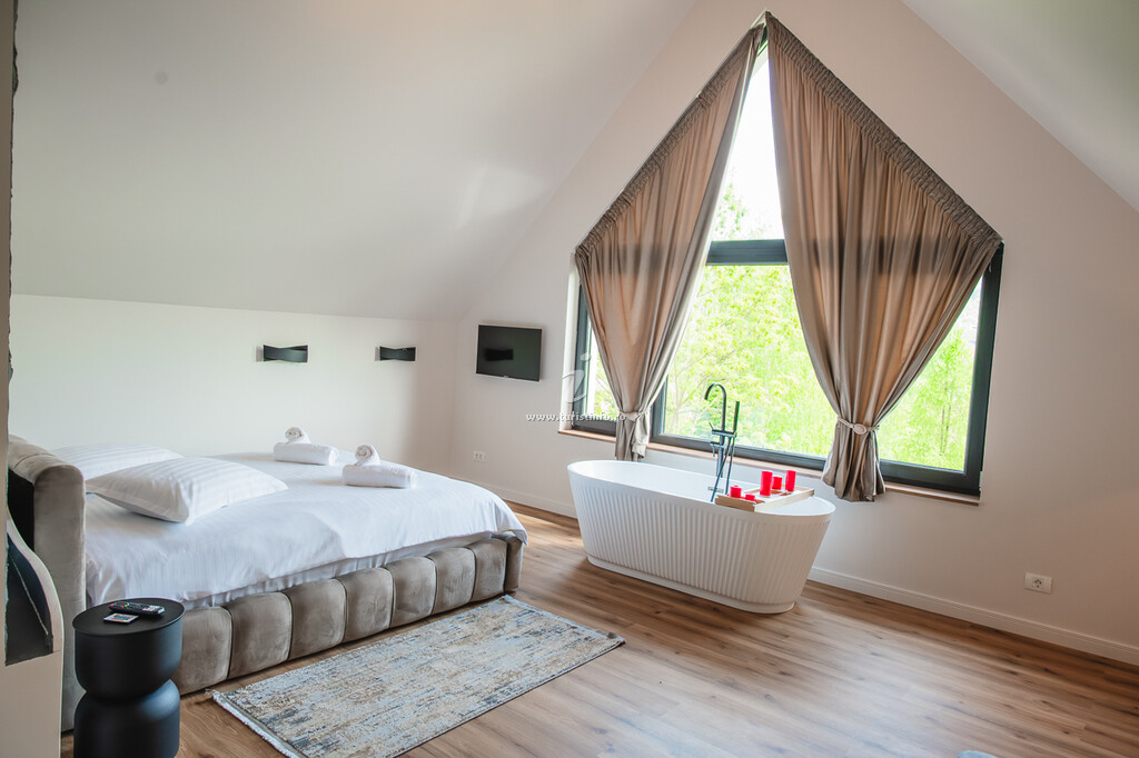 Infinity View Chalet