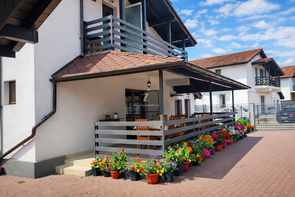 Camere de închiriat Caty