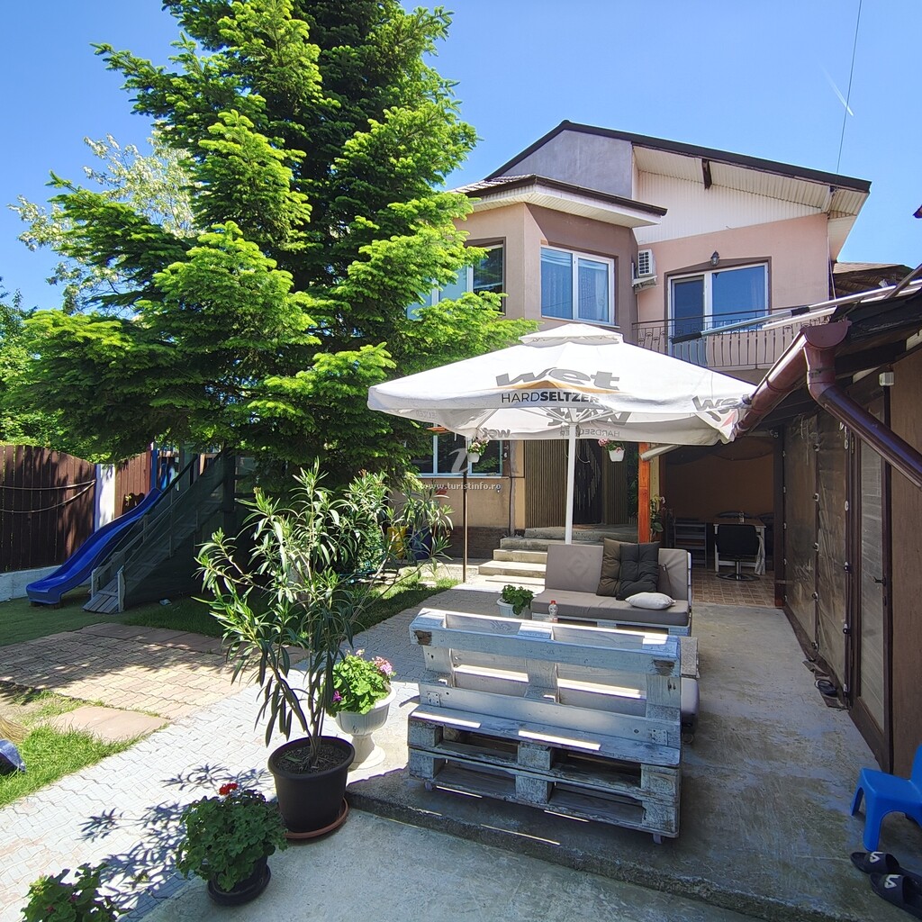 Casa Aura