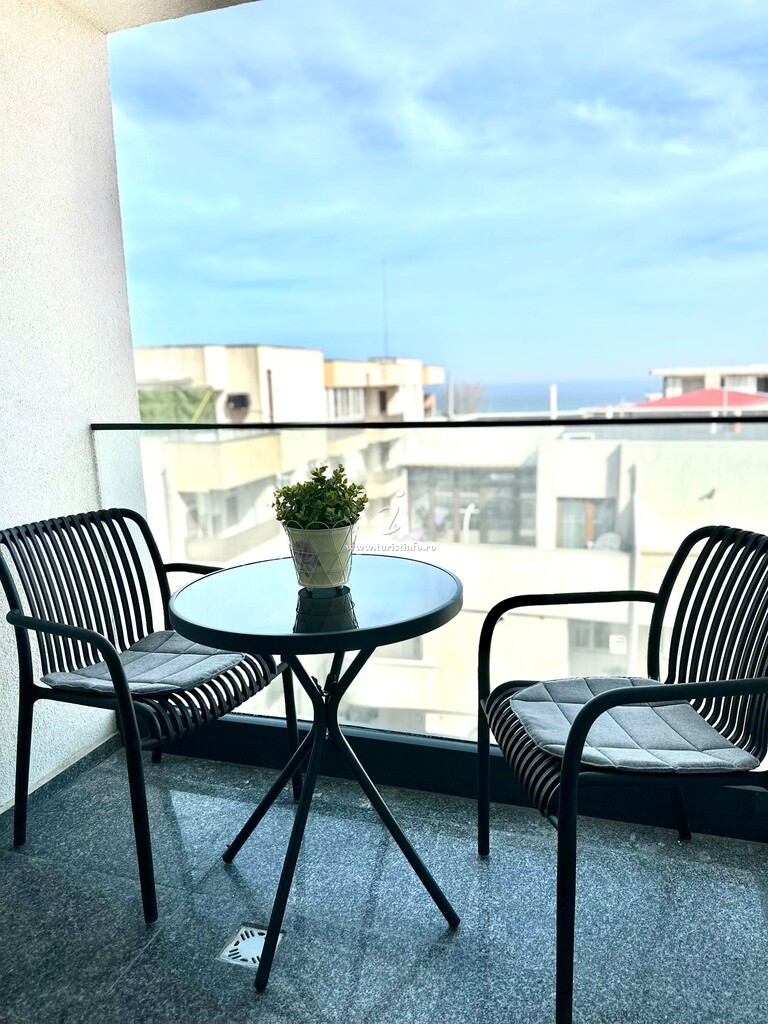 Melia Studios & Apartments