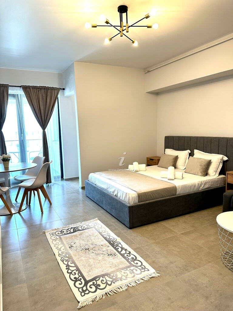 Melia Studios & Apartments