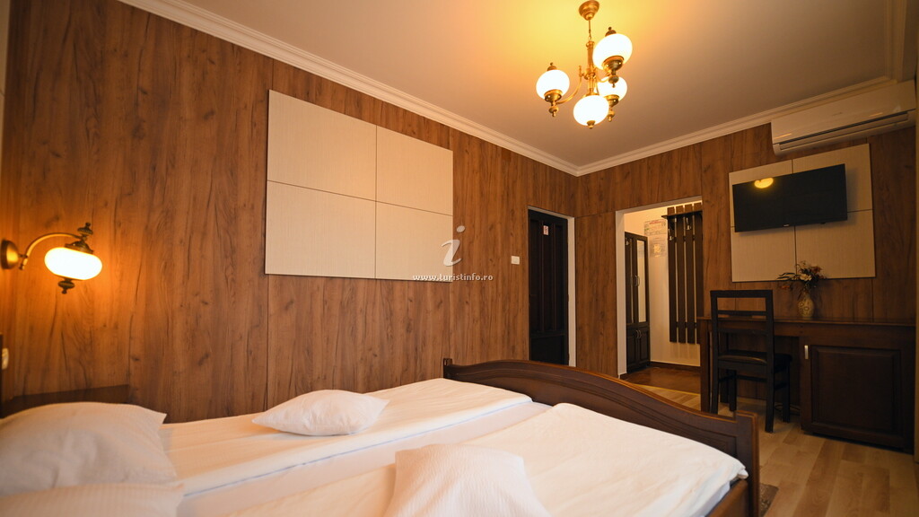 Pensiunea Sarmis Cristal Wellness & Spa