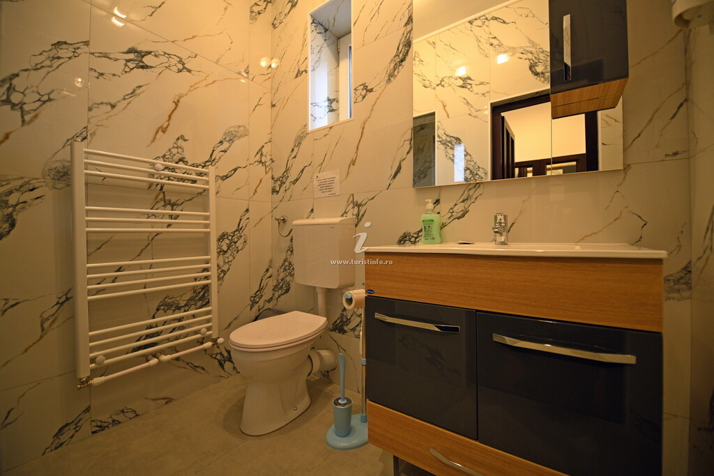 Pensiunea Sarmis Cristal Wellness & Spa
