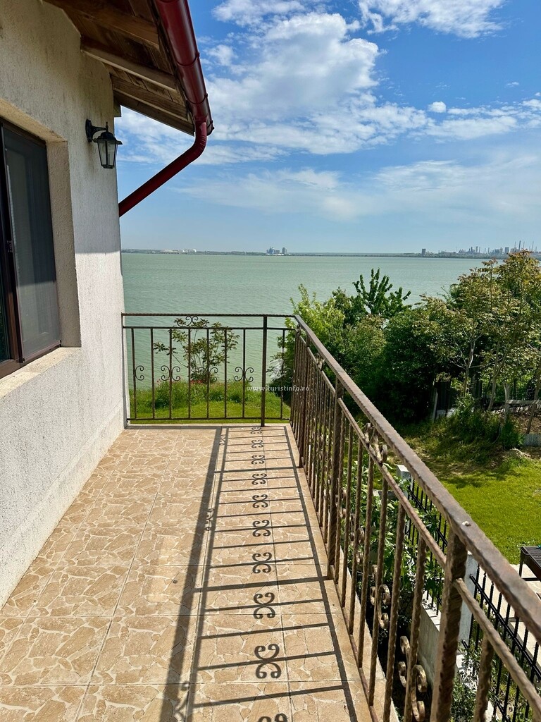 Vila Tașaul