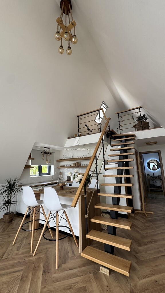 A-frame Azad