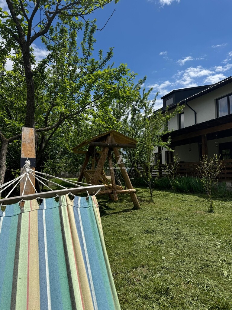 Pensiunea Agroturistică Conacul Doamnei