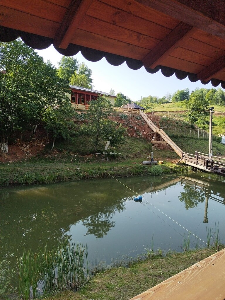 Căsuțe tip camping Balta Lu' Fanea