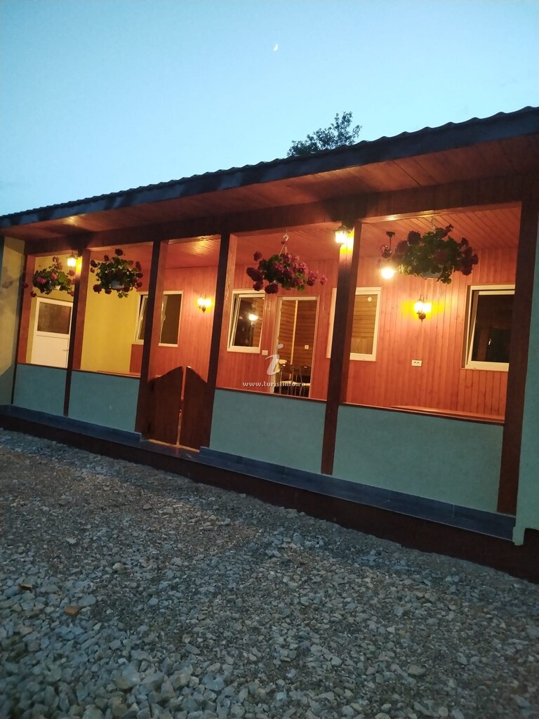 Căsuțe tip camping Balta Lu' Fanea