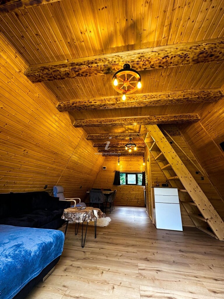 A-frame Valea Streiului