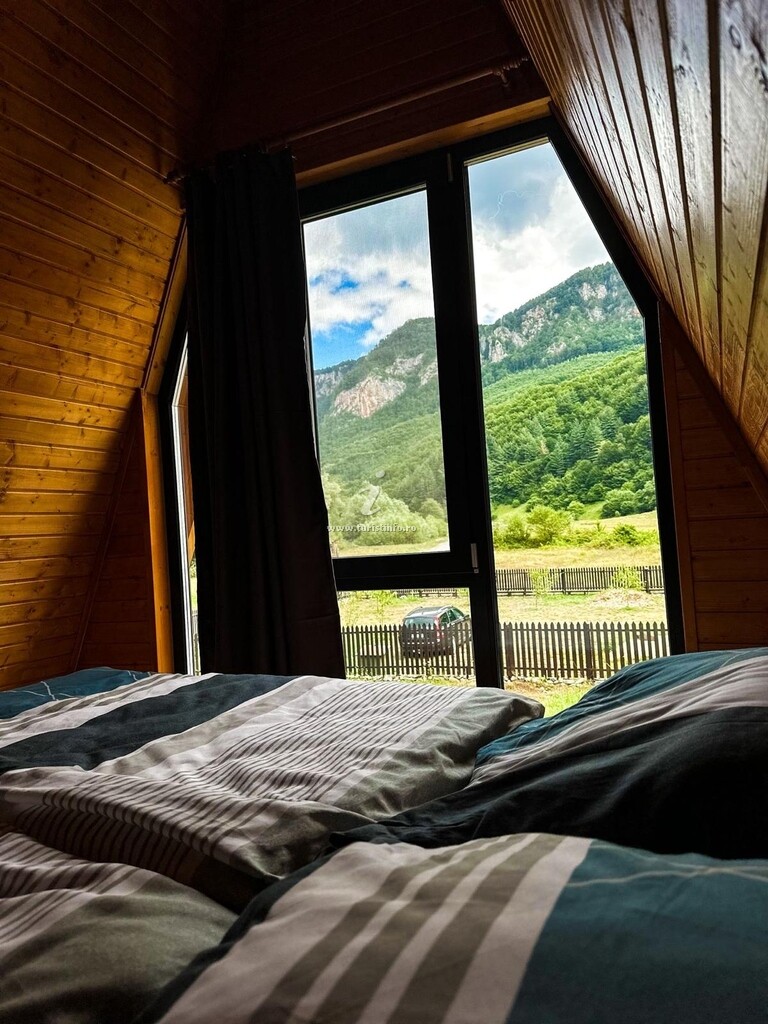 A-frame Valea Streiului