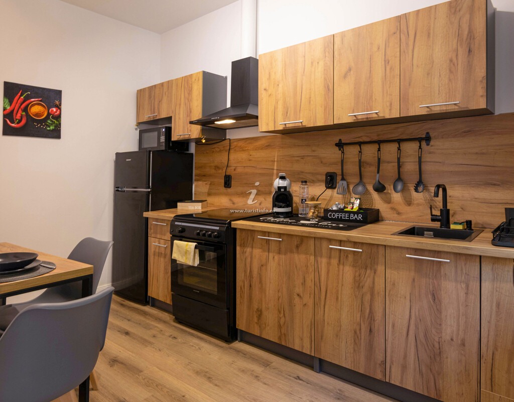 Julia Apartments