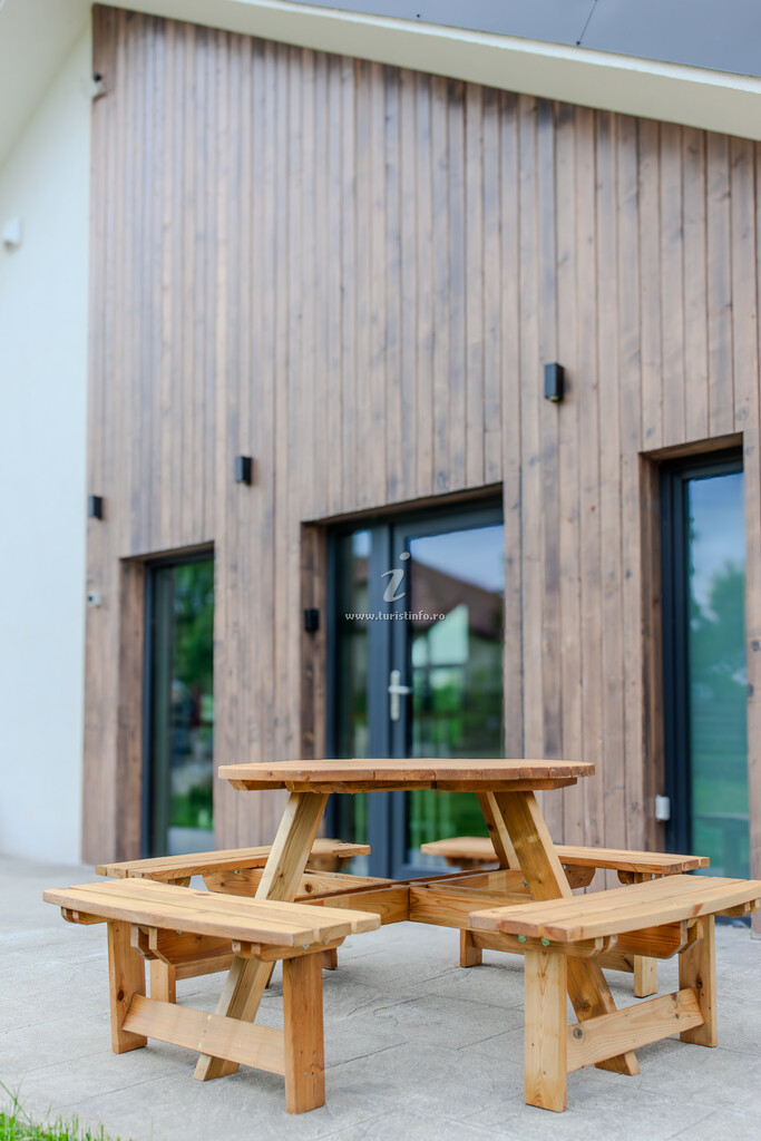 A-frame Bran Orchard Hygge