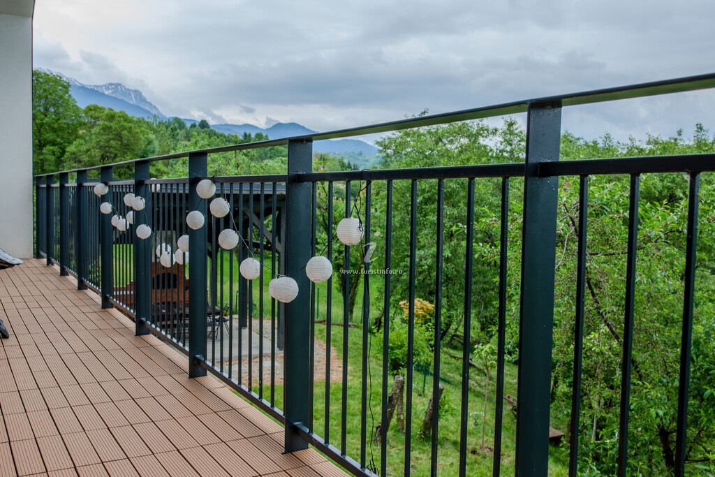 A-frame Bran Orchard Hygge