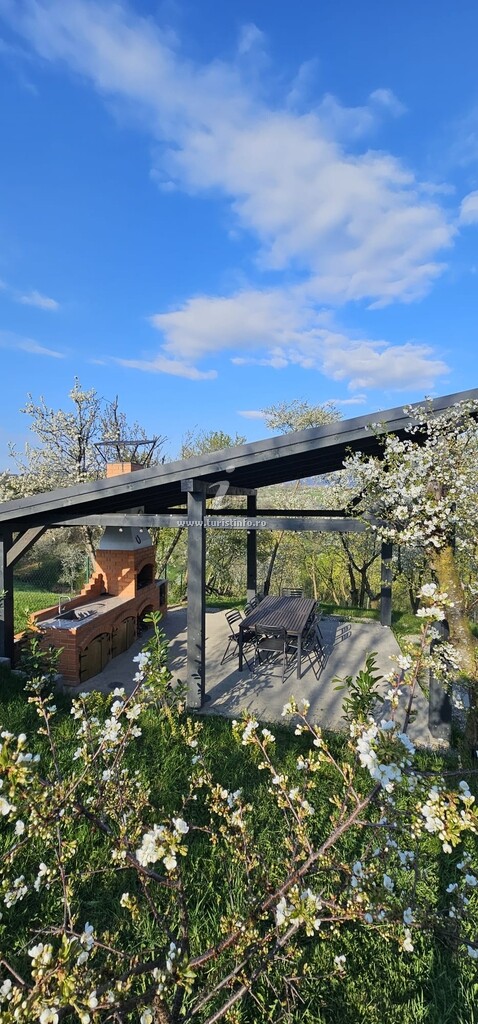A-frame Bran Orchard Hygge