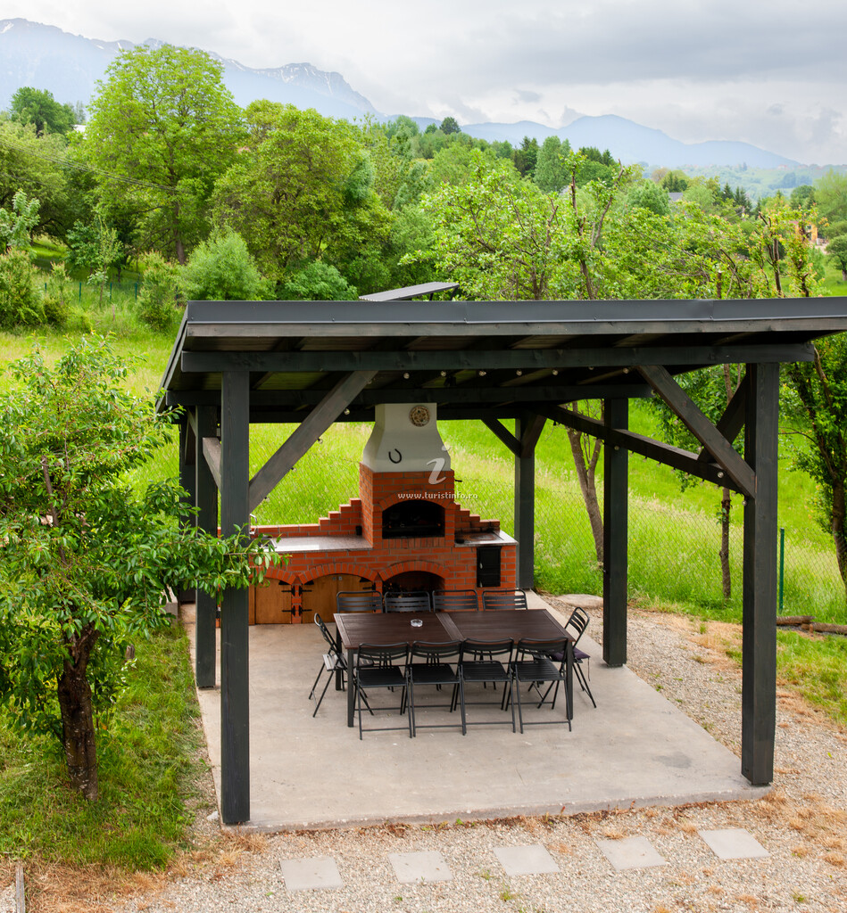 A-frame Bran Orchard Hygge