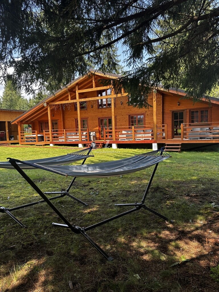 Camere de închiriat Casa cu Cerdac