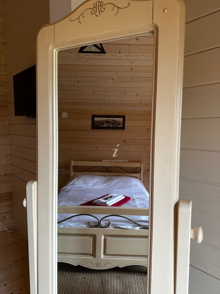Camere de închiriat Casa cu Cerdac