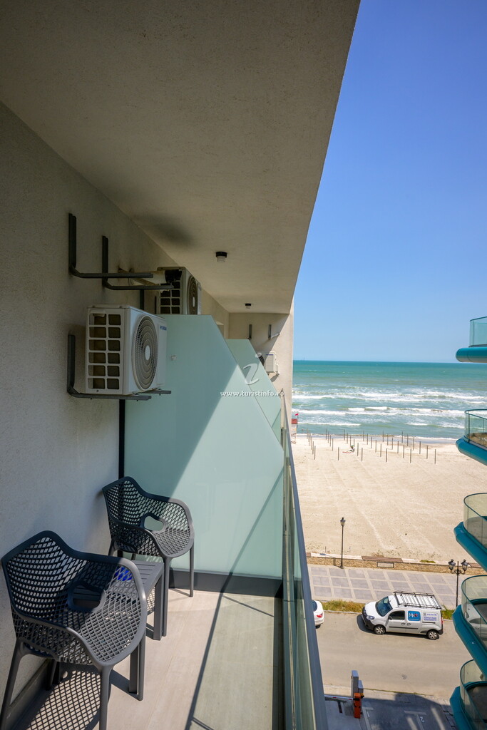 Apartament Azzurro Beachfront