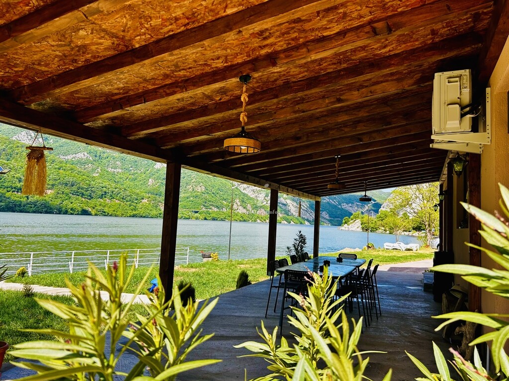 Casa Damir