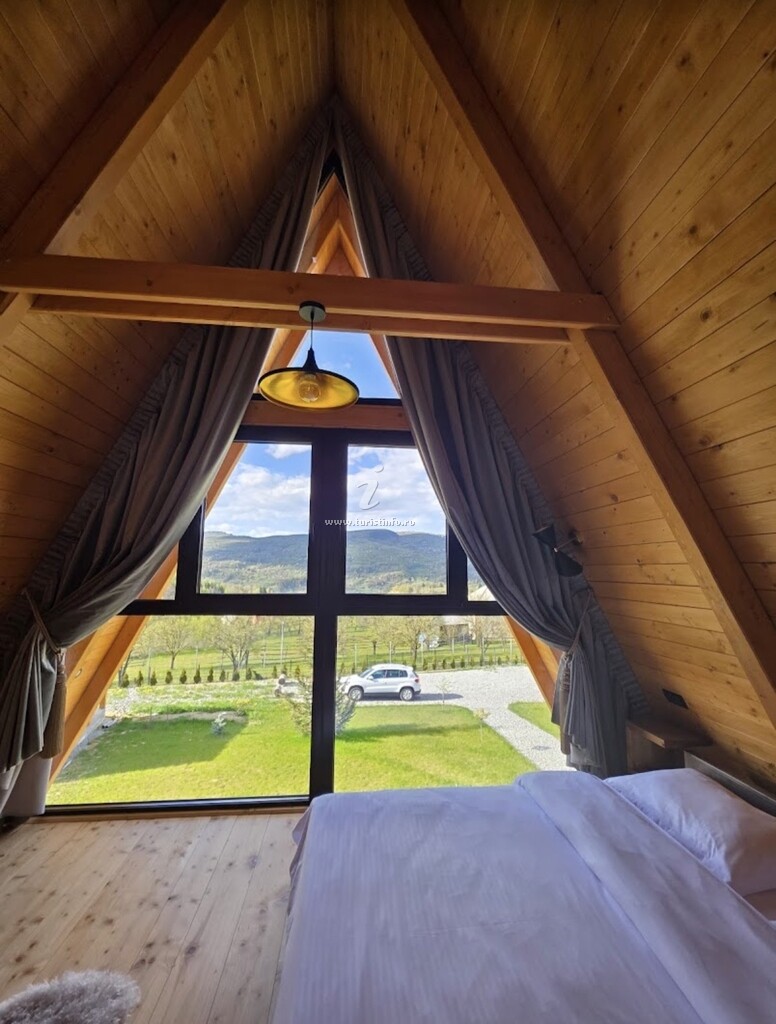 A-frame Mara Frames