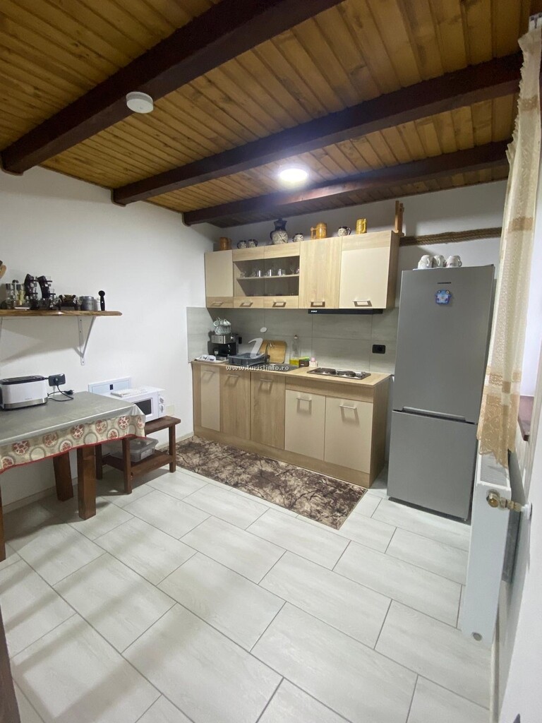 Cabana La Bătrânu