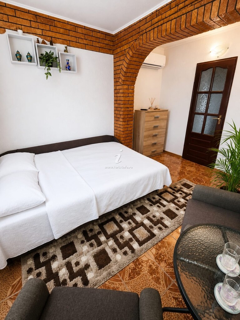 Casa cu Piatra