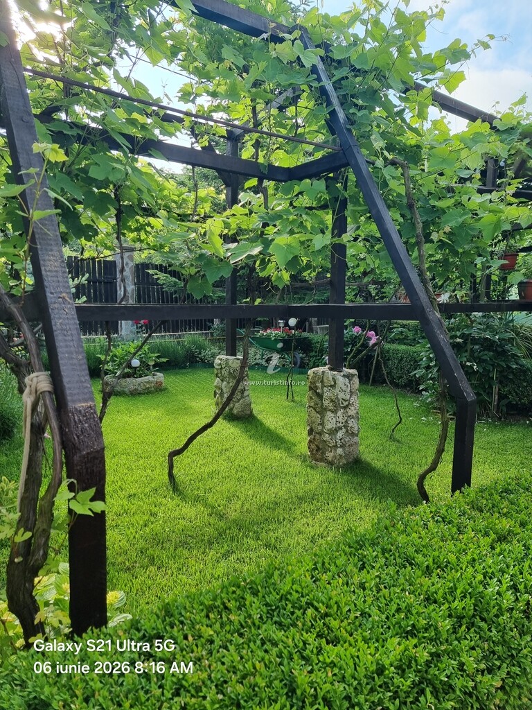 Casa cu Piatra