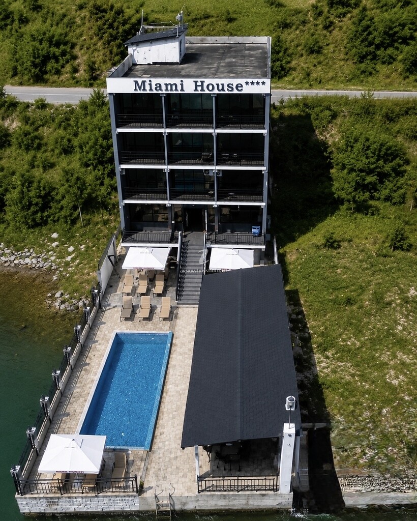 Pensiunea Miami House