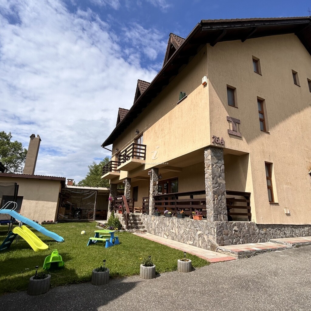 Camere de închiriat Vila dintre Brazi