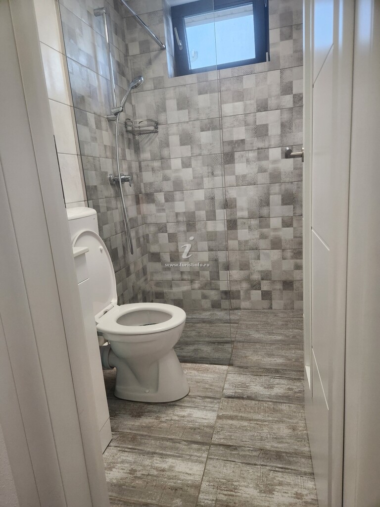 Apartamente Ema