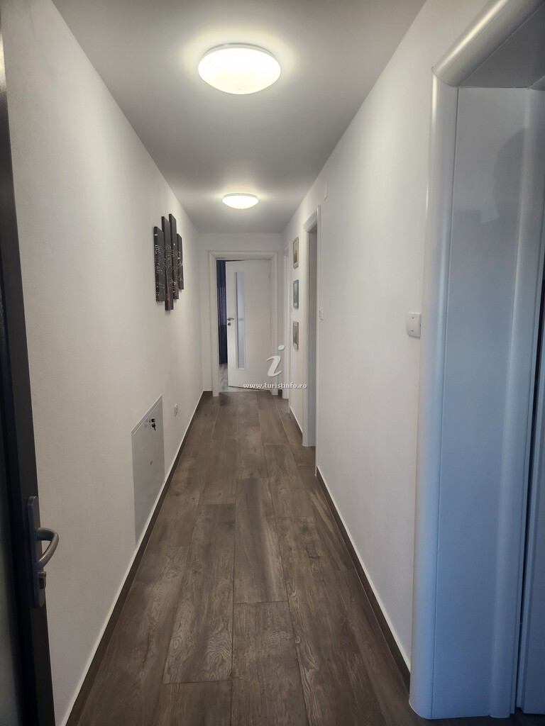 Apartamente Ema