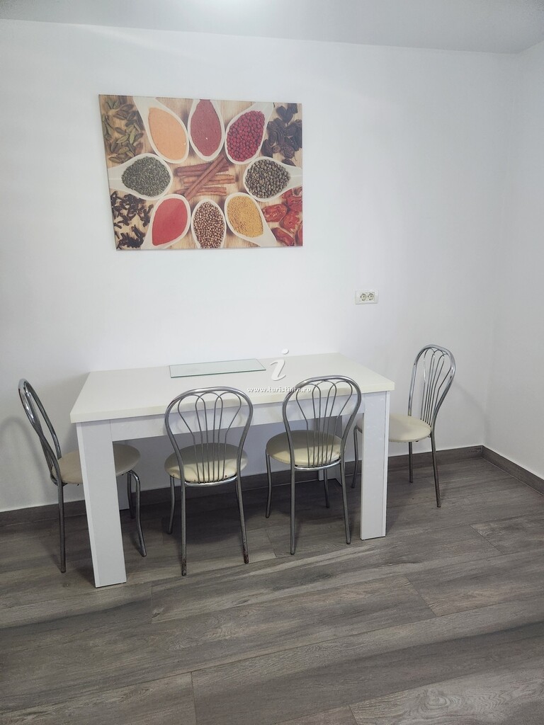 Apartamente Ema