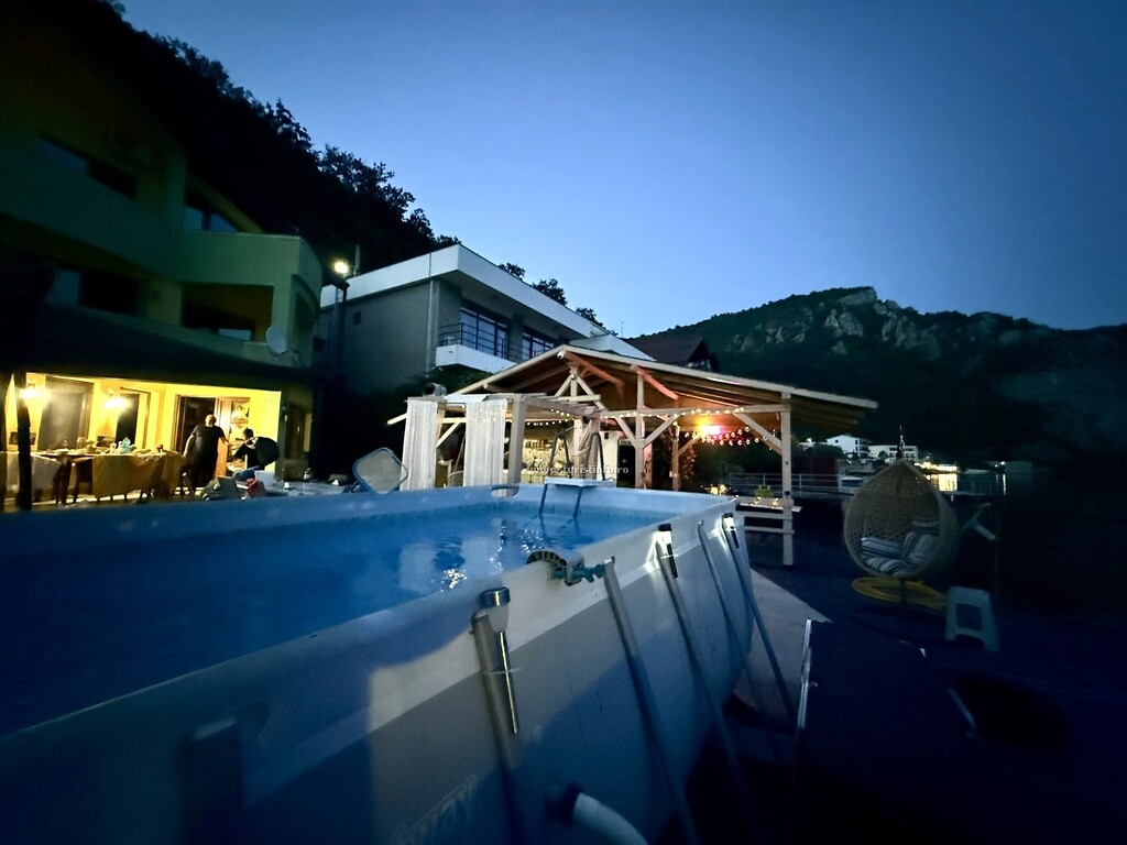 Vila Victor Cazanele Dunării