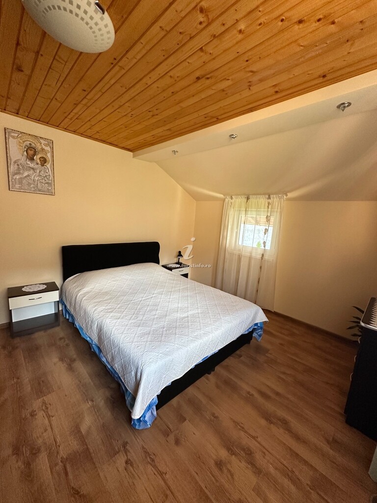 Vila Piatra Arsă